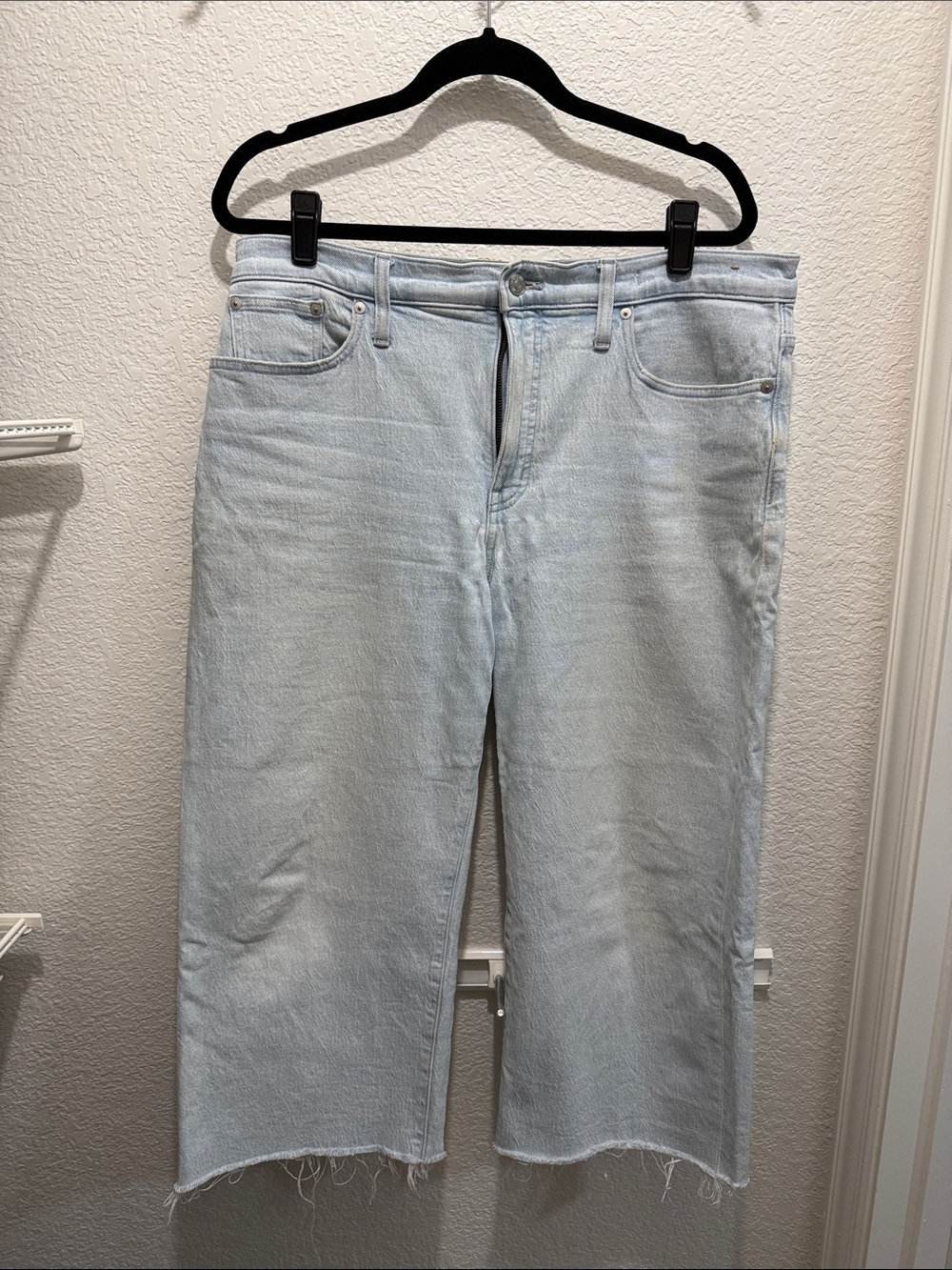 Madewell Light Wash Cropped Ankle Jeans